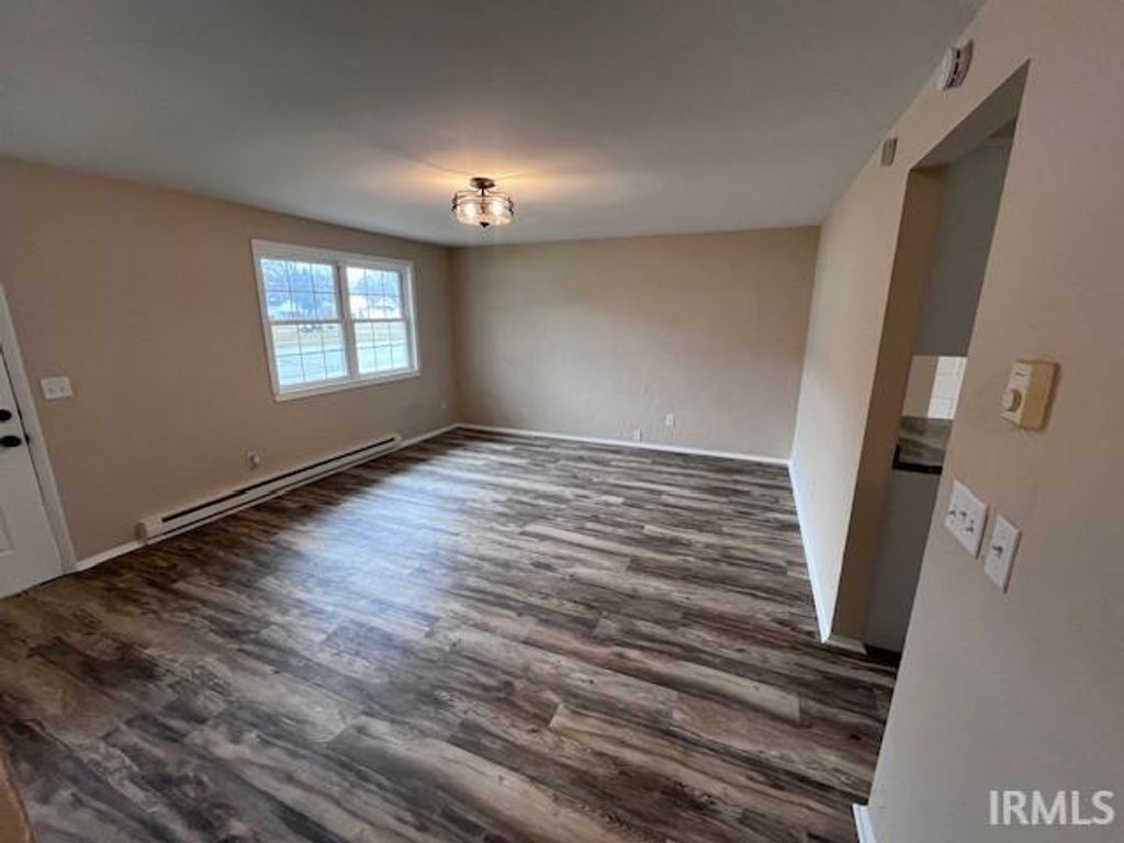 Photo of 912 Phillip Street, Auburn, IN 46706 (MLS # 202607286)