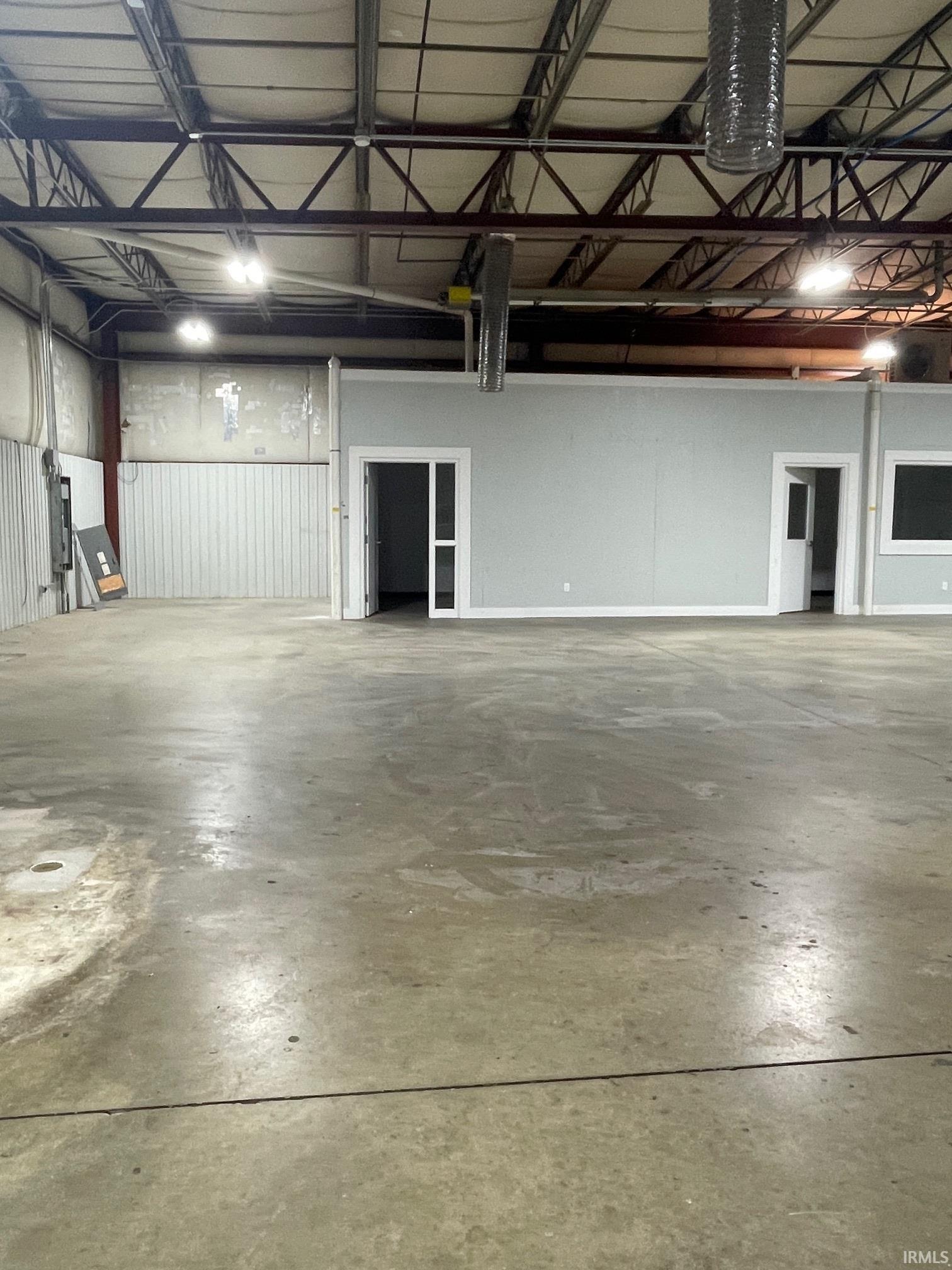 Elkhart, Indiana 46516, United States, ,Commercial,Active,156357