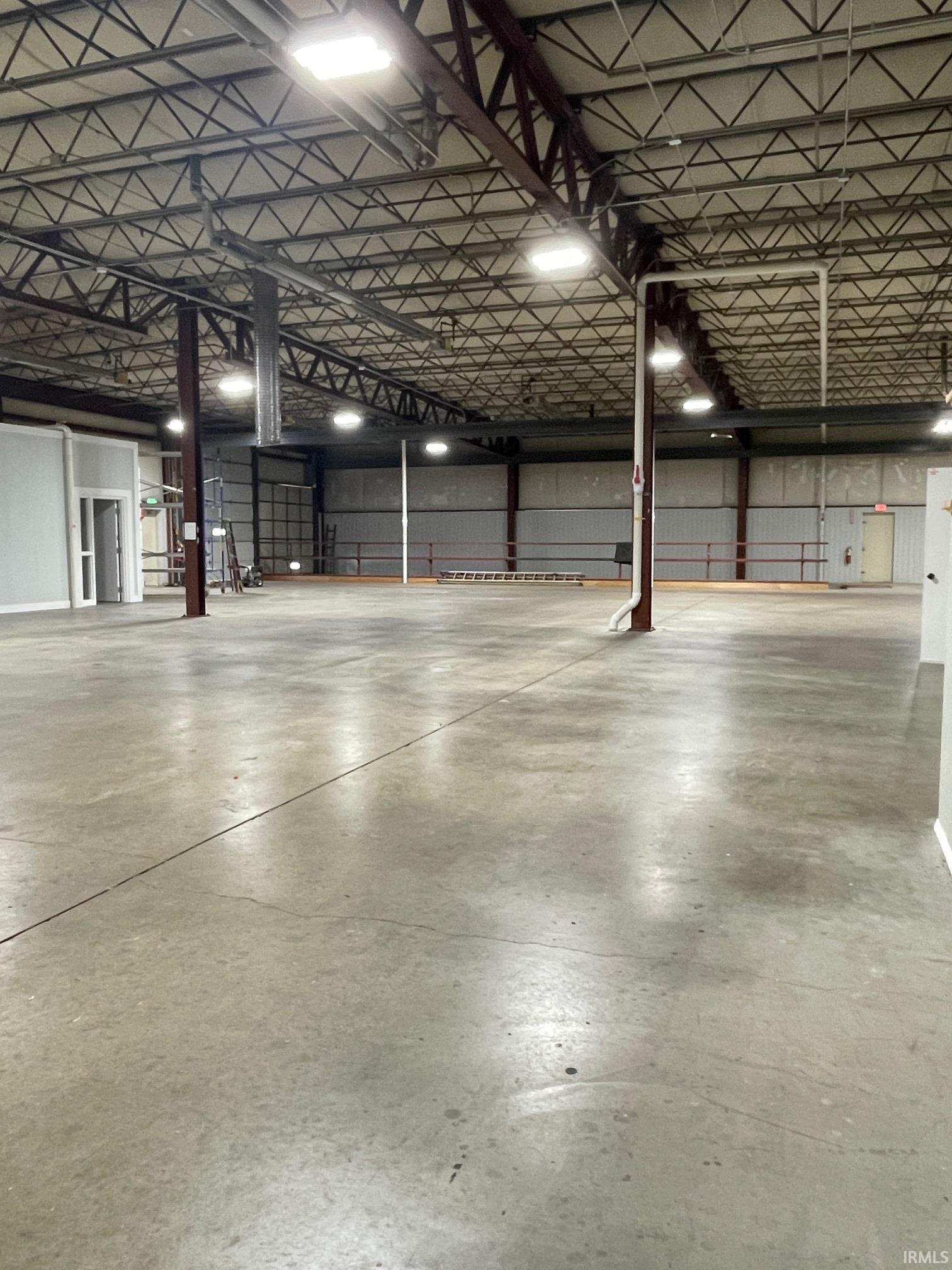 Elkhart, Indiana 46516, United States, ,Commercial,Active,156357