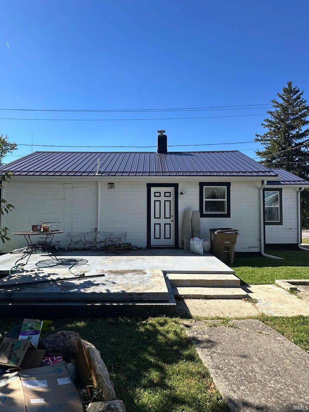 Photo of 618 N West Street, Winchester, IN 47394 (MLS # 202641298)