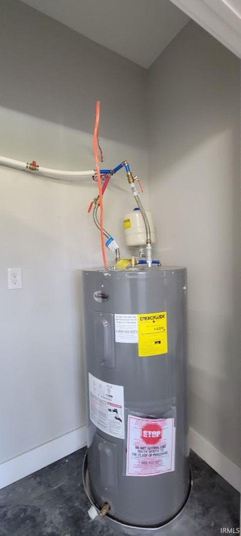 Tiny photo for 363 Country Court, Loogootee, IN 47553 (MLS # 202612224)