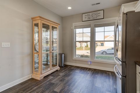 Tiny photo for 9828 Massey Drive, Evansville, IN 47725 (MLS # 202544955)