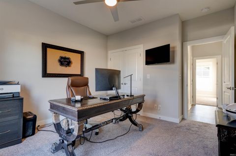 Tiny photo for 9828 Massey Drive, Evansville, IN 47725 (MLS # 202544955)