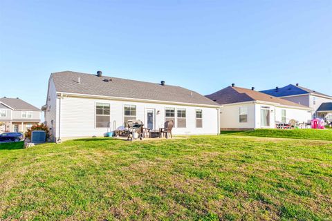 Tiny photo for 9828 Massey Drive, Evansville, IN 47725 (MLS # 202544955)