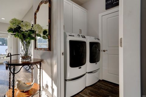 Tiny photo for 9828 Massey Drive, Evansville, IN 47725 (MLS # 202544955)