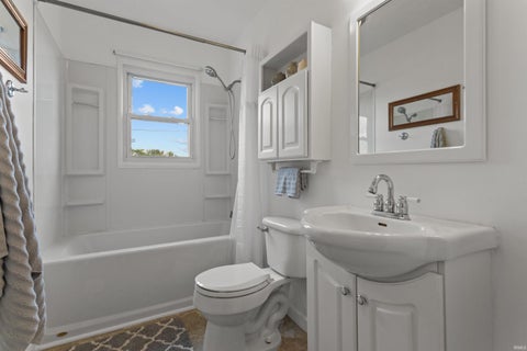 Tiny photo for 2217 W Alto Road, Kokomo, IN 46902 (MLS # 202634965)