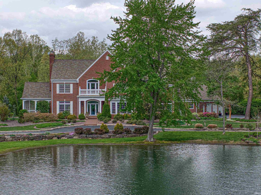 Photo of 5800 Temper Trail Court, Evansville, IN 47720 (MLS # 202613607)