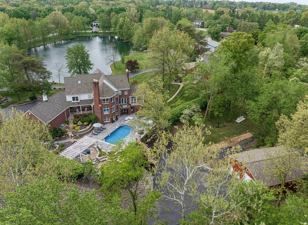 Photo of 5800 Temper Trail Court, Evansville, IN 47720 (MLS # 202613607)