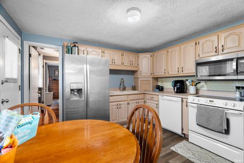 Tiny photo for 8277 Timber Lane, Lafayette, IN 47905 (MLS # 202612351)