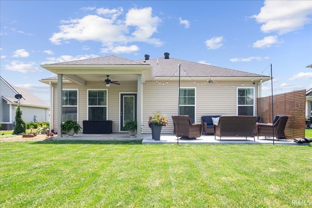 Photo of 212 W Stellar Way, Huntingburg, IN 47542 (MLS # 202610556)