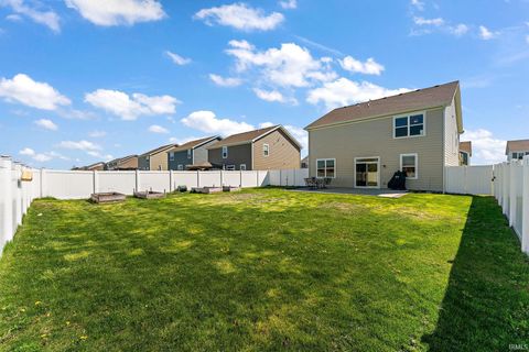 Tiny photo for 10454 Privet Drive, Crown Point, IN 46307 (MLS # 202613504)