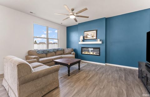 Tiny photo for 10454 Privet Drive, Crown Point, IN 46307 (MLS # 202613504)