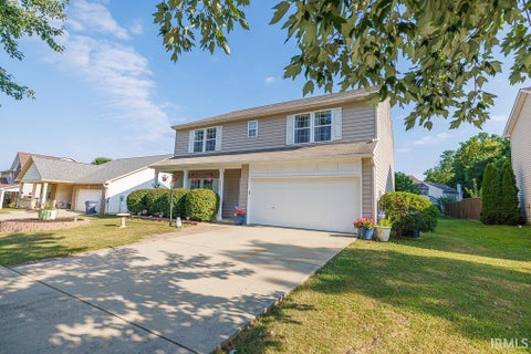 Photo of 3825 S Wickens Street, Bloomington, IN 47403 (MLS # 202631571)