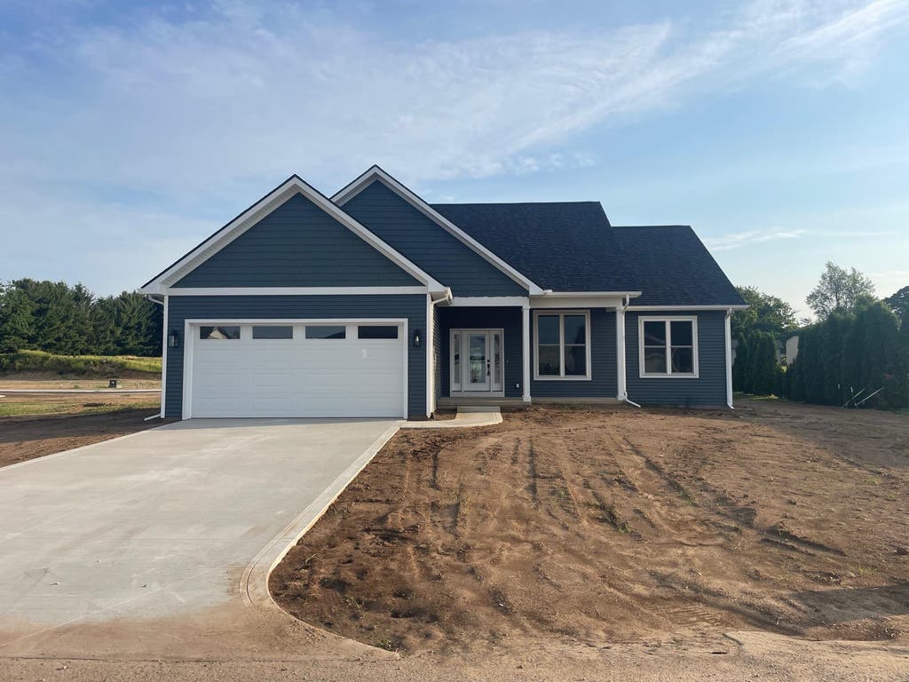Photo of 390 E Country Lane, Shipshewana, IN 46565 (MLS # 202633485)