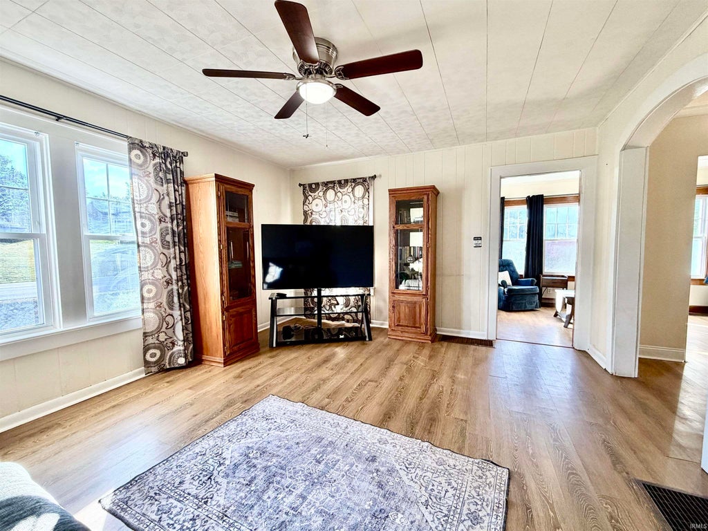 Photo of 610 S Main Street, Huntingburg, IN 47542 (MLS # 202644103)
