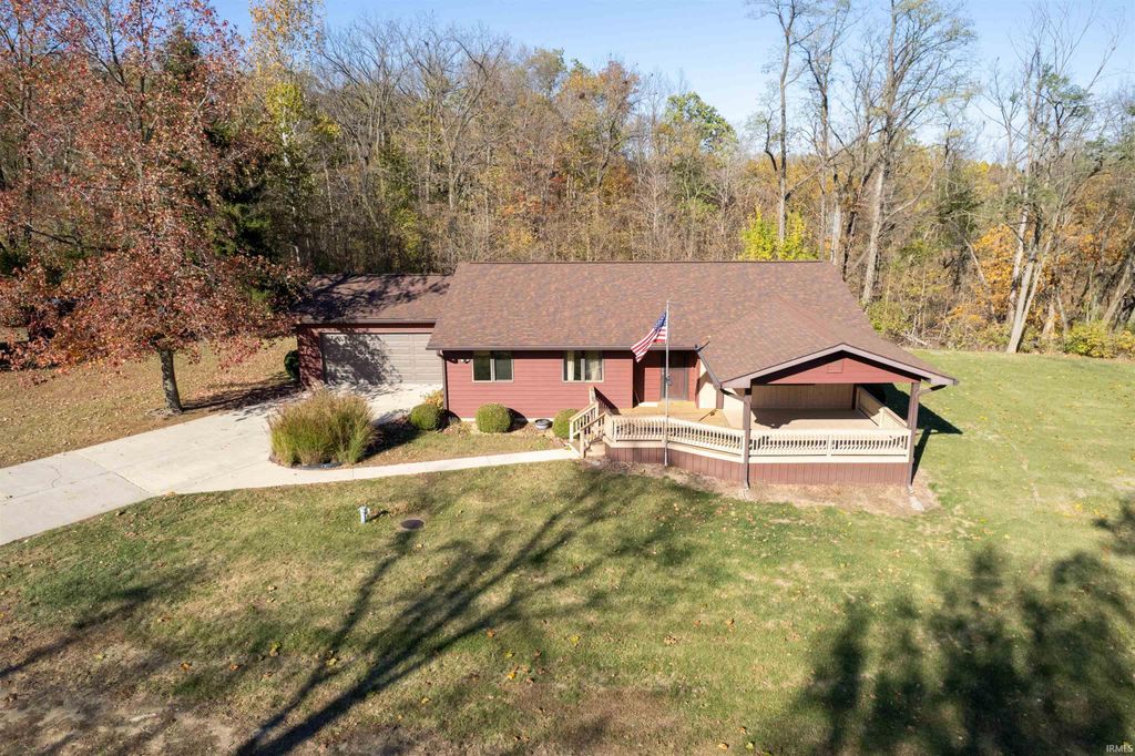 Photo of 6709 N Goshen Road, Huntington, IN 46750 (MLS # 202543701)