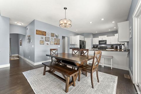 Tiny photo for 112 Lavender Court, New Carlisle, IN 46552 (MLS # 202622432)