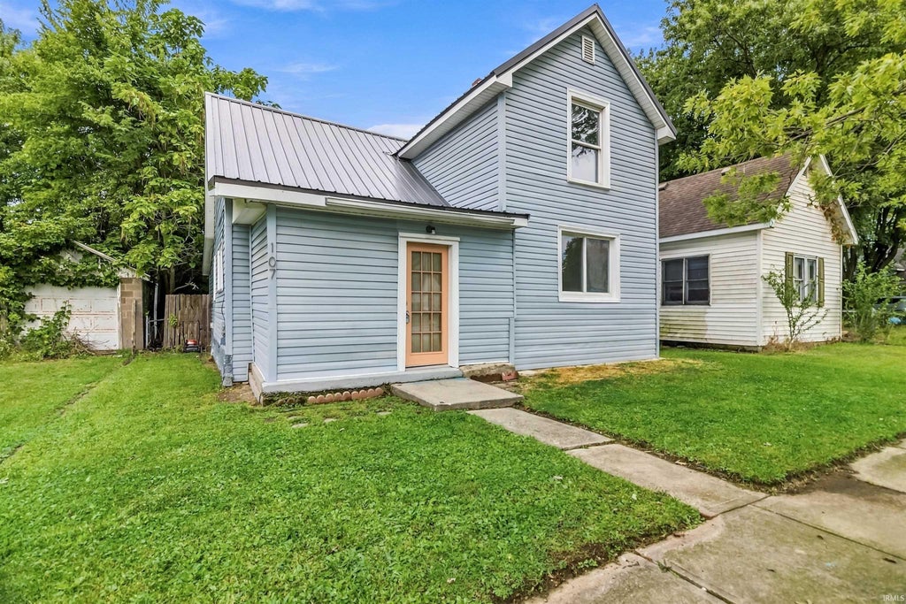 Photo of 107 E South F Street, Gas City, IN 46933 (MLS # 202638607)