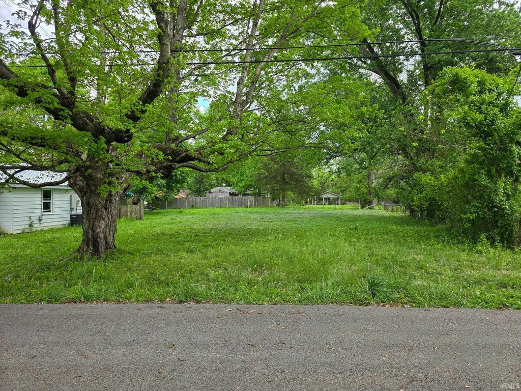 Photo of TBD S Madison Street, Bloomington, IN 47401 (MLS # 202615548)