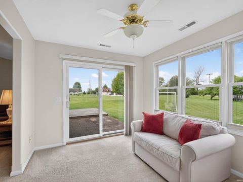 Tiny photo for 1402 Barrington Drive, Auburn, IN 46706 (MLS # 202615925)