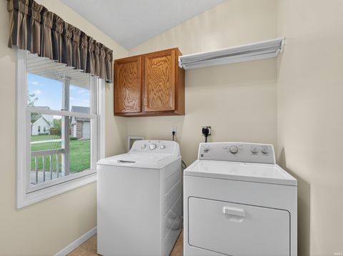 Tiny photo for 1402 Barrington Drive, Auburn, IN 46706 (MLS # 202615925)