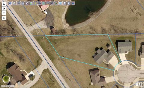 Tiny photo for 1402 Barrington Drive, Auburn, IN 46706 (MLS # 202615925)