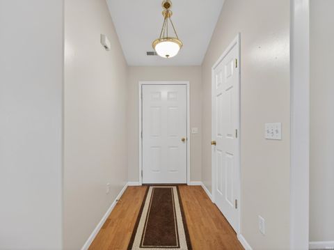 Tiny photo for 1402 Barrington Drive, Auburn, IN 46706 (MLS # 202615925)