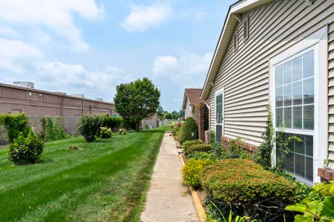 Tiny photo for 2022 Sweetbriar Court, Lafayette, IN 47905 (MLS # 202630529)