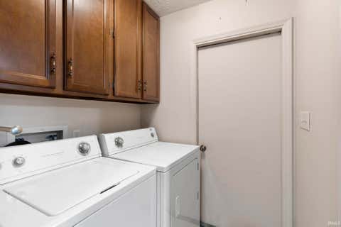 Tiny photo for 2022 Sweetbriar Court, Lafayette, IN 47905 (MLS # 202630529)