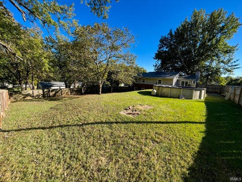 Tiny photo for 7388 Lenn Lane, Newburgh, IN 47630 (MLS # 202643679)