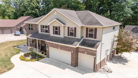 Tiny photo for 11821 Crestview Boulevard, Kokomo, IN 46901 (MLS # 202533005)