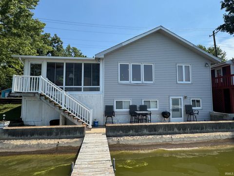 Photo of 3213 Barrett Road, Rochester, IN 46975 (MLS # 202612974)