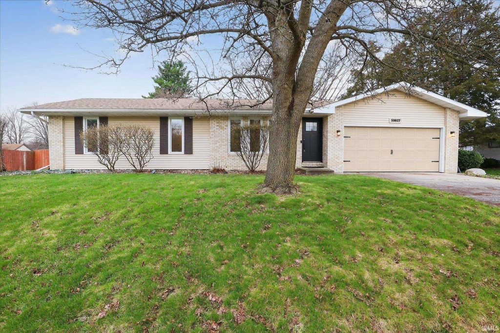 Photo of 53827 Needles Court, Elkhart, IN 46514 (MLS # 202611268)