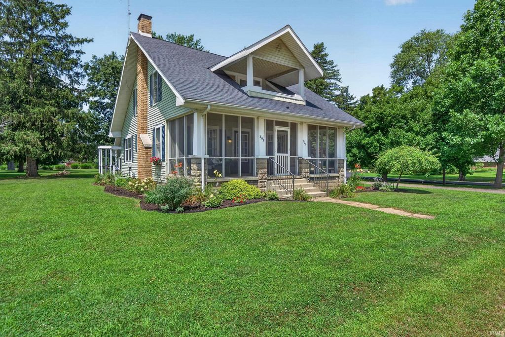 Photo of 308 N State RD 14 Highway, Akron, IN 46910 (MLS # 202629575)
