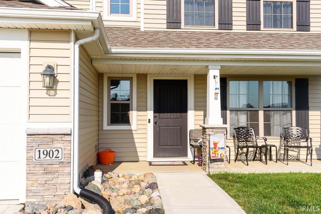 Photo of 1902 Waynedale Drive, Garrett, IN 46738 (MLS # 202607950)