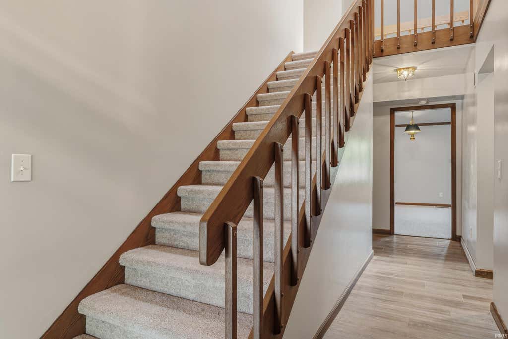 Photo of 2910 Cutter Cove, Fort Wayne, IN 46815 (MLS # 202632237)