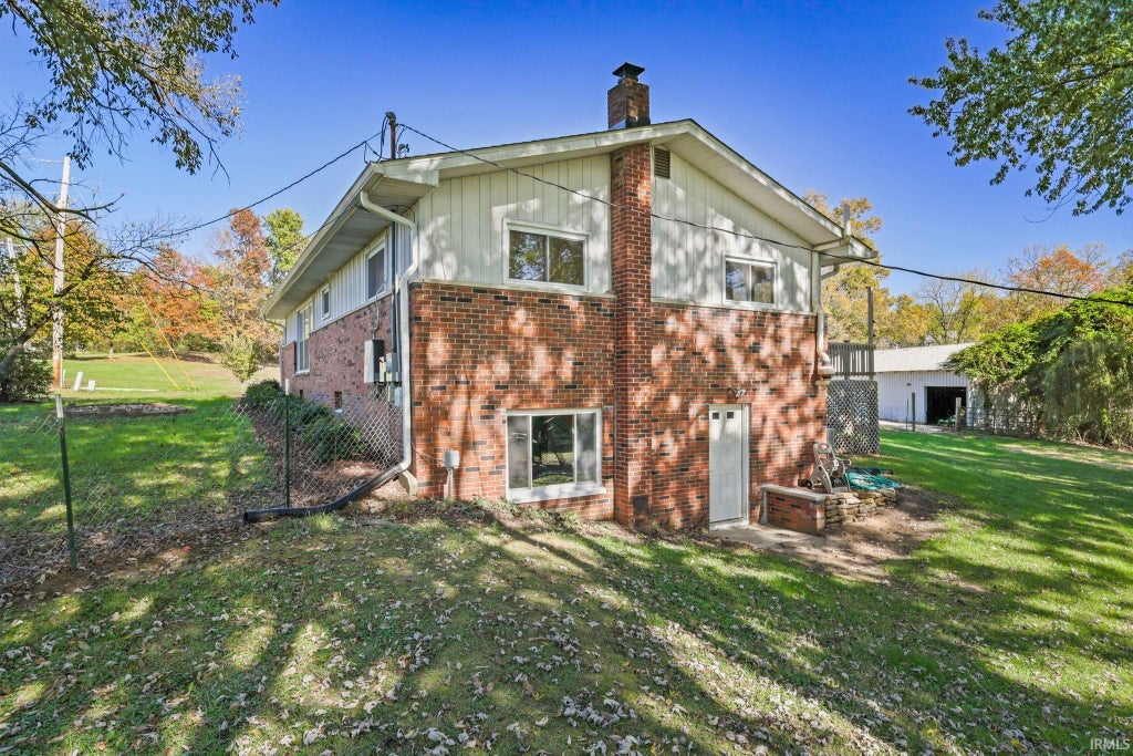 Photo of 8791 W Kirksville Road, Bloomington, IN 47403 (MLS # 202644040)