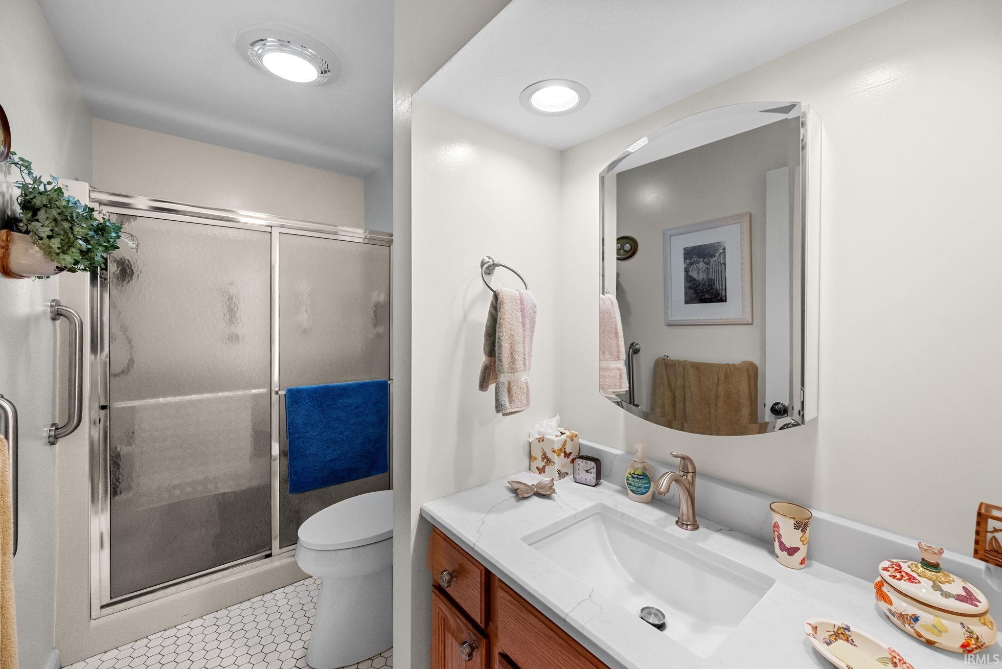 Frankfort, Indiana 46041, United States, 2 Bedrooms Bedrooms, ,2 BathroomsBathrooms,Residential,Active,229860