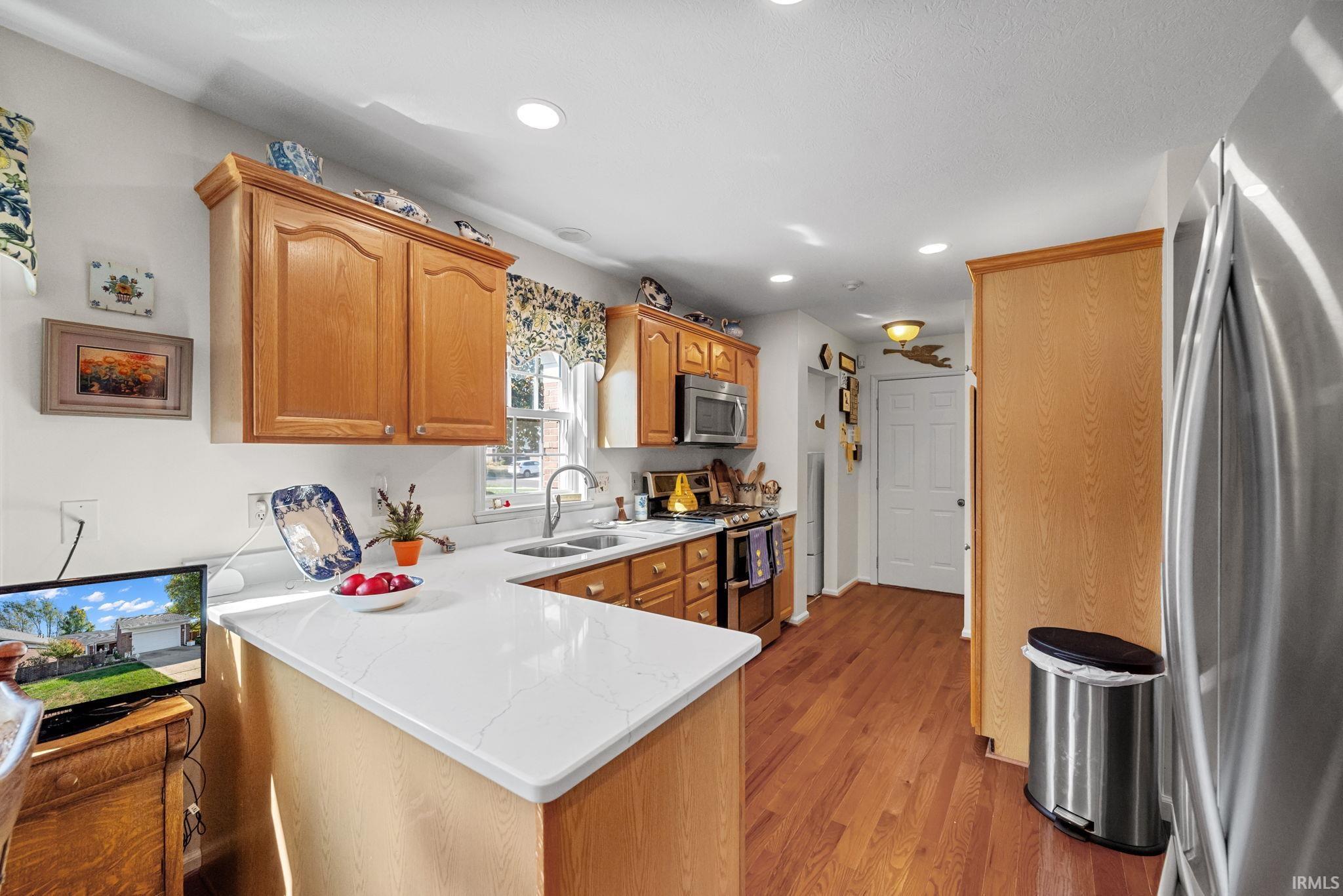 Frankfort, Indiana 46041, United States, 2 Bedrooms Bedrooms, ,2 BathroomsBathrooms,Residential,Active,229860