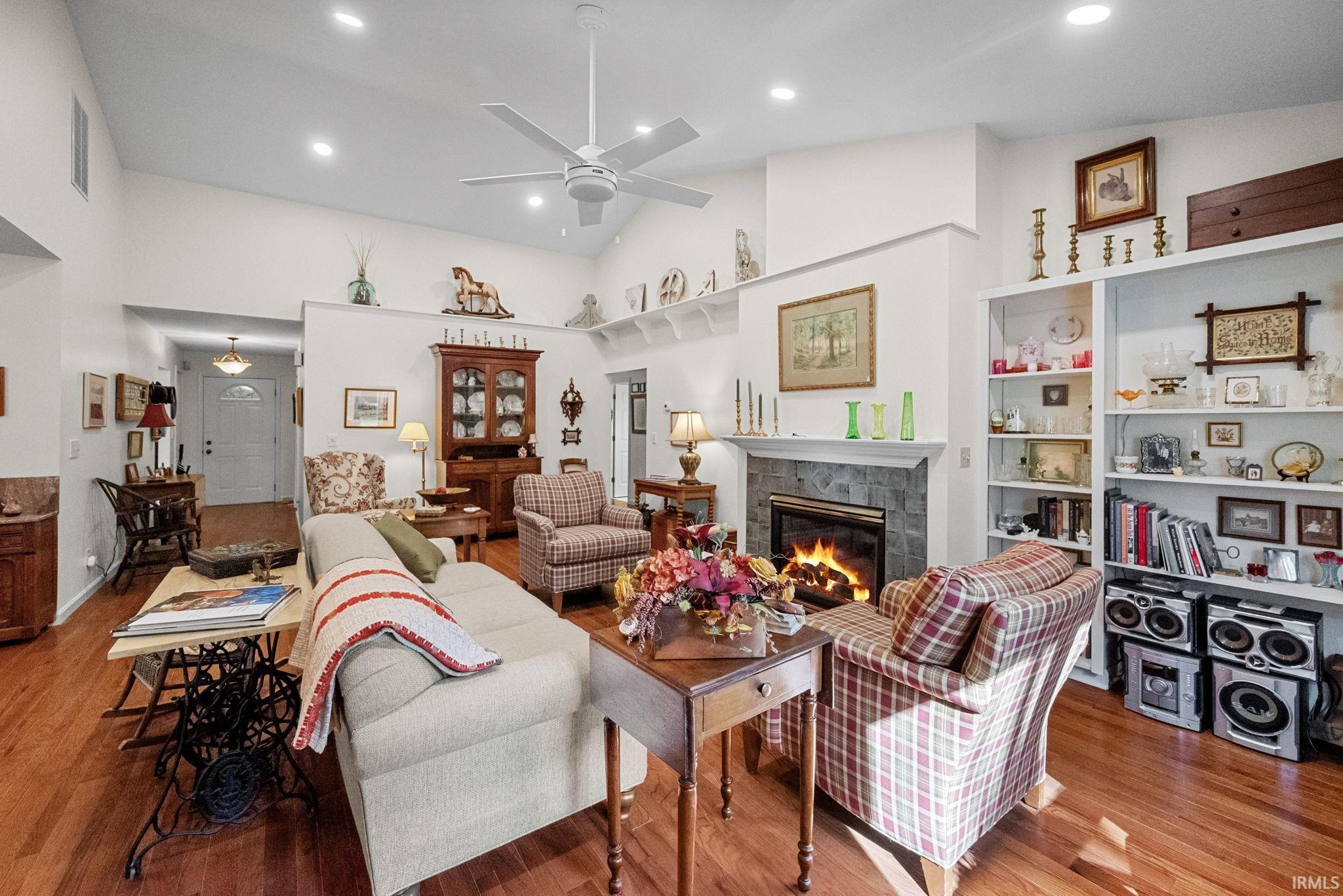 Frankfort, Indiana 46041, United States, 2 Bedrooms Bedrooms, ,2 BathroomsBathrooms,Residential,Active,229860