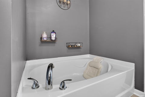 Tiny photo for 3253 SAND WALK Drive, Kokomo, IN 46902 (MLS # 202625715)