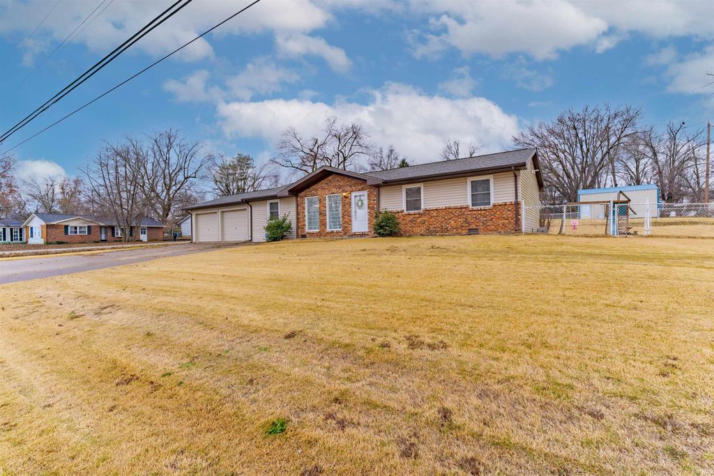 Photo of 4899 Martin Road, Newburgh, IN 47630 (MLS # 202548668)