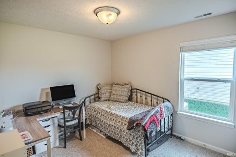 Tiny photo for 2684 Glastonbury Way, Lafayette, IN 47909 (MLS # 202627063)
