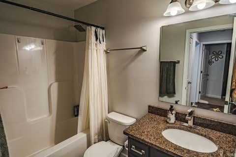 Tiny photo for 2684 Glastonbury Way, Lafayette, IN 47909 (MLS # 202627063)