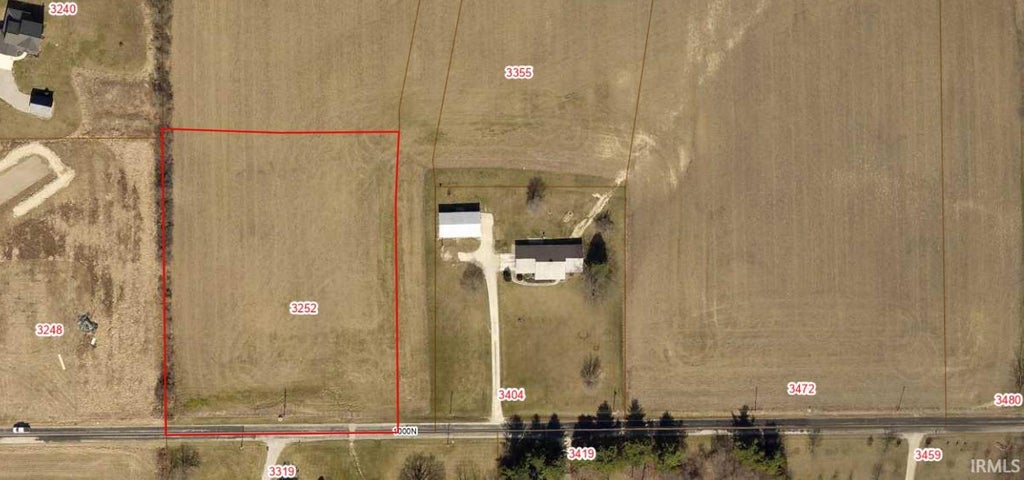 Photo of 3252 E Sunflower Drive, Roanoke, IN 46783 (MLS # 202640657)