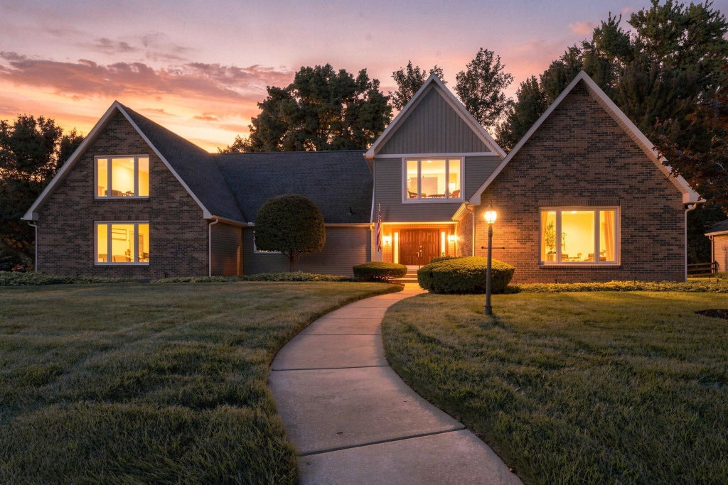 Photo of 22613 Weatherby Lane, Elkhart, IN 46514 (MLS # 202636929)