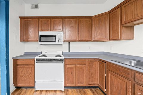 Tiny photo for 1308 South Street, Lafayette, IN 47901 (MLS # 202617638)