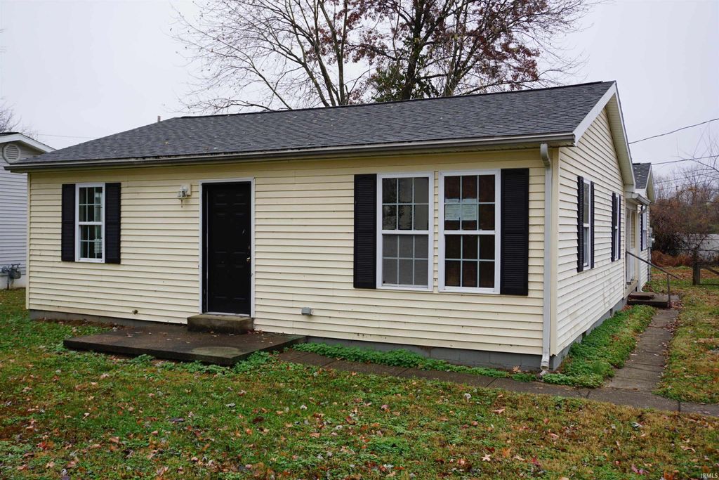 Photo of 4020 N Fourth Avenue, Evansville, IN 47711 (MLS # 202546682)
