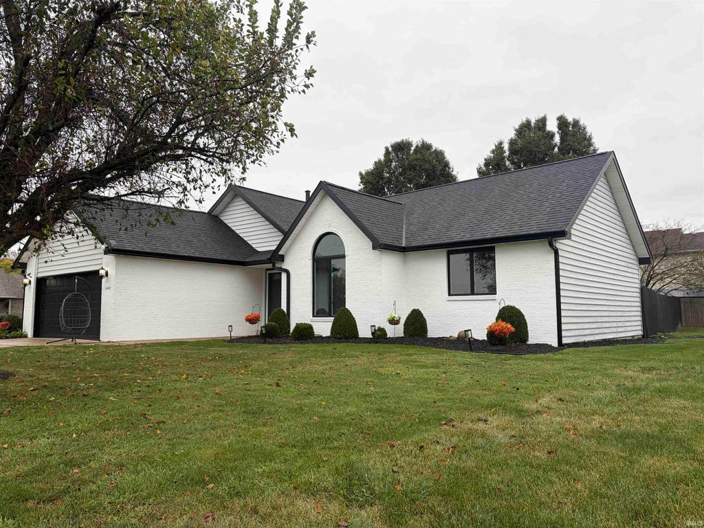 Photo of 5401 W Blair Drive, Muncie, IN 47304 (MLS # 202643093)