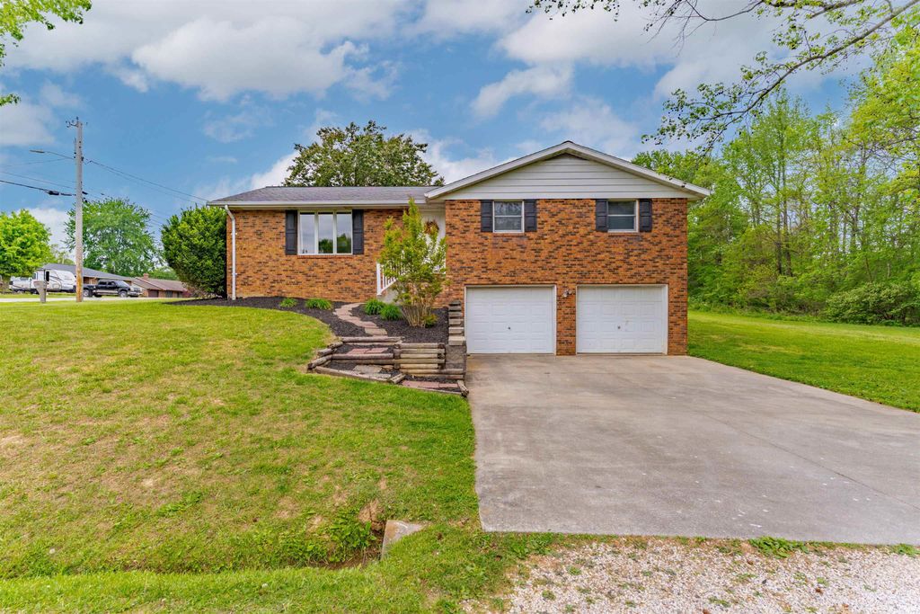 Photo of 608 Genevieve Avenue, Jasper, IN 47546 (MLS # 202615251)